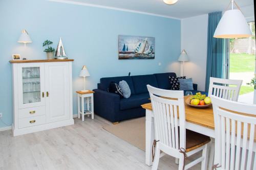 Rerik Apartamento | Cottage im Gutspark, Perlie - Komfort trifft maritimes Flair