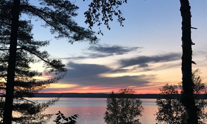 Bay View Cabaña | Cottage in historic Bay View close to waterfront & walking trails