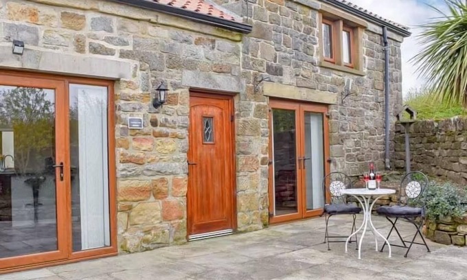 Easington Cabaña | Cottage in idyllic setting, a short drive from Staithes