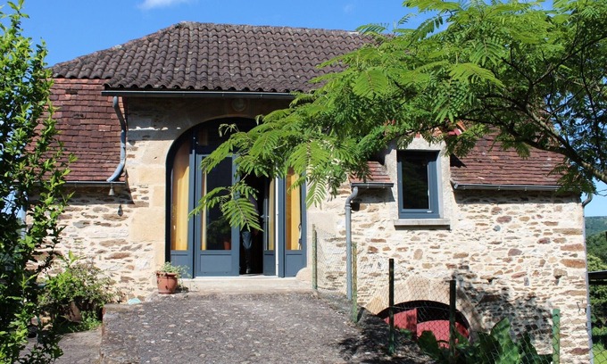 Gagnac-sur-Cere Cabaña | Casa rural en el corazón de la aldea de Felzines con WI FI gratuito