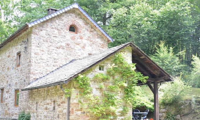 Harre Cabaña | Cottage in the heart of the Ardennes woods with garden