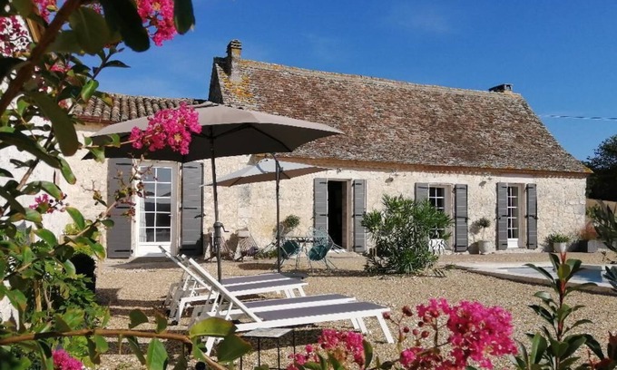 Le Cler Casa | Cottage in the heart of Périgord (Tournesol) with heated swimming pool
