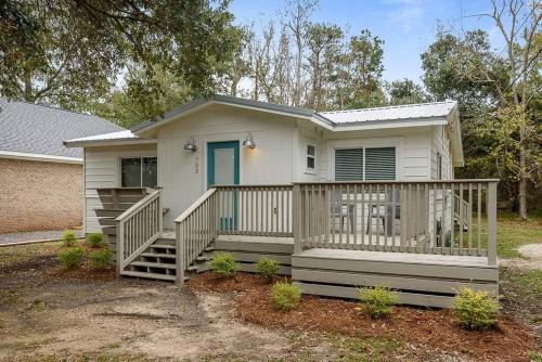 Dauphin Island Casa | Cottage in the Village