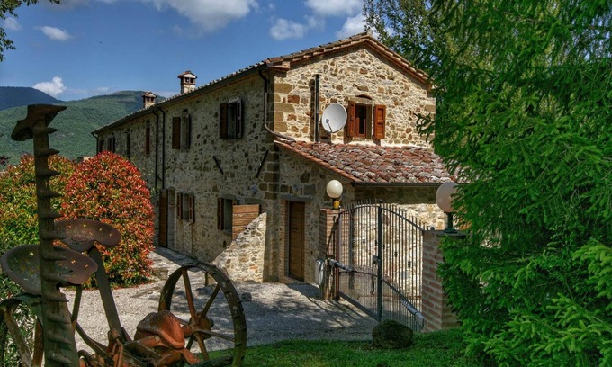 Lisciano Niccone Cabaña | Villa Lisciano con encanto de piscina