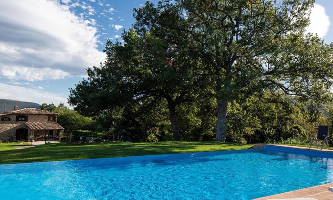 Castelraimondo Casa | Cottage Nasca – Historia, Paisajes y Piscina