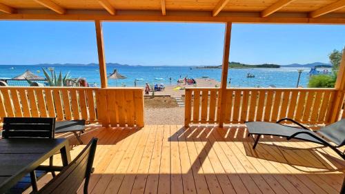 Pakostane Casa | Cottage JANICE Beach