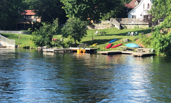 Coboconk Cabaña | Cottage Kawartha Lakes on Balsam lake 4 Bed Rooms