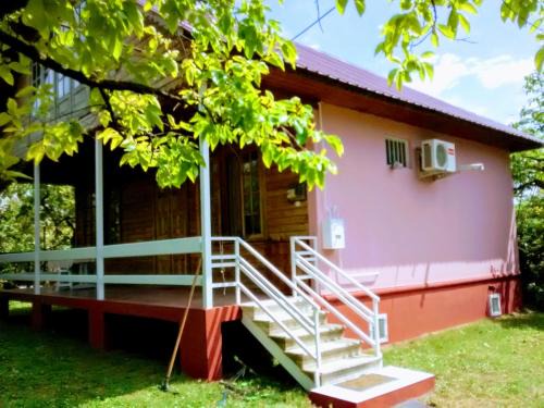 Kobuleti Casa | Cottage near the Sea