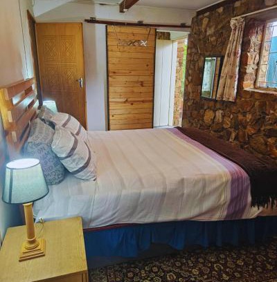 Silverton Apartamento | Cottage of the Grumpy Old Man, no loadshedding