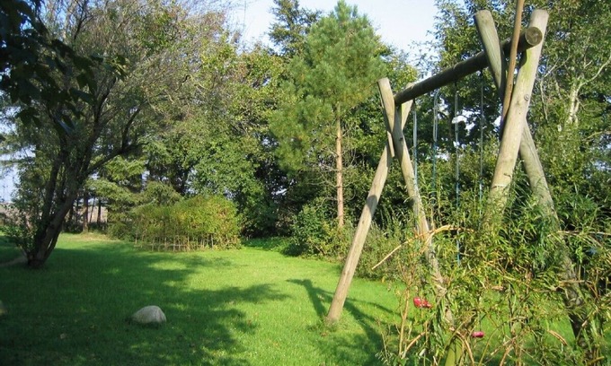 Monkebull Casa | Casa de vacaciones situado en un gran jardín, cerca del Mar de Wadden