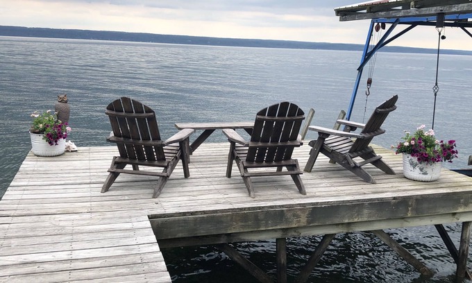 Romulus Cabaña | Cottage on Cayuga Lake for summer rental