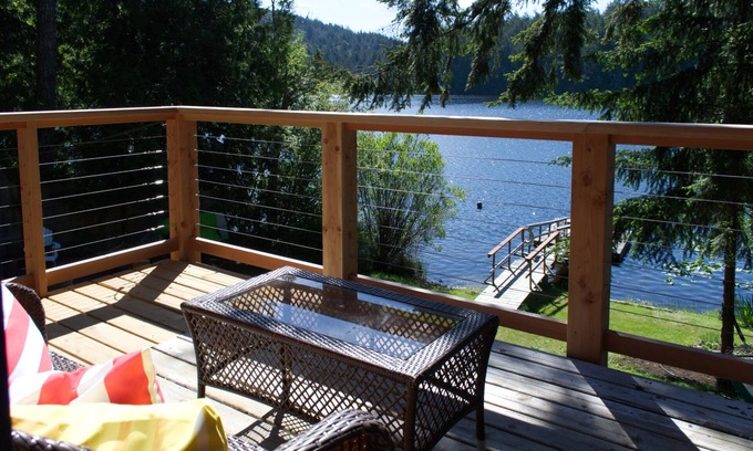 Otter Point Cabina | Cottage on Kemp Lake