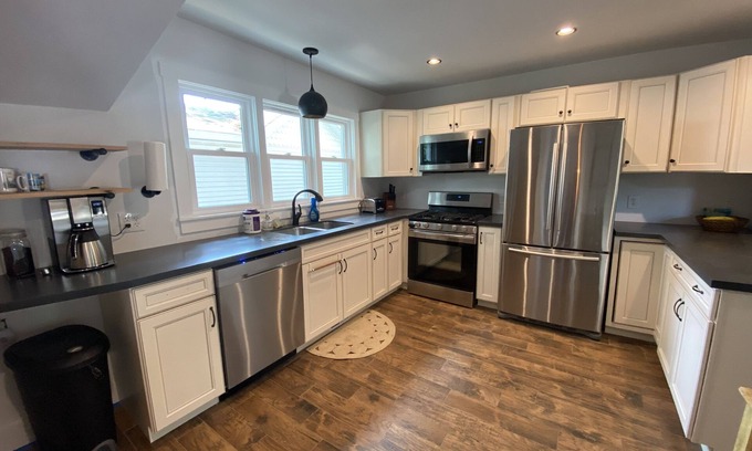 Muskegon Casa | Cottage on Marquette