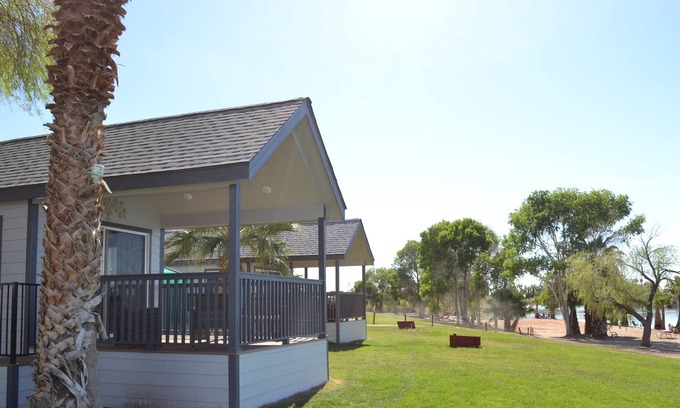 Ehrenberg Casa | Cottage en la orilla del río! En el Resort, capacidad para 6