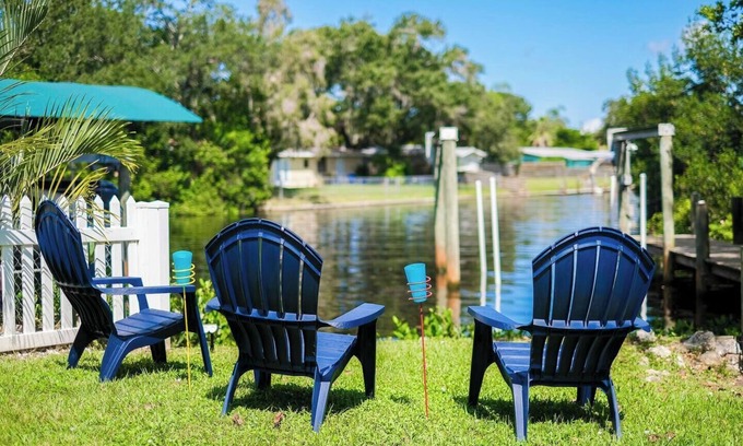Bradenton Casa | Cottage on the Canal