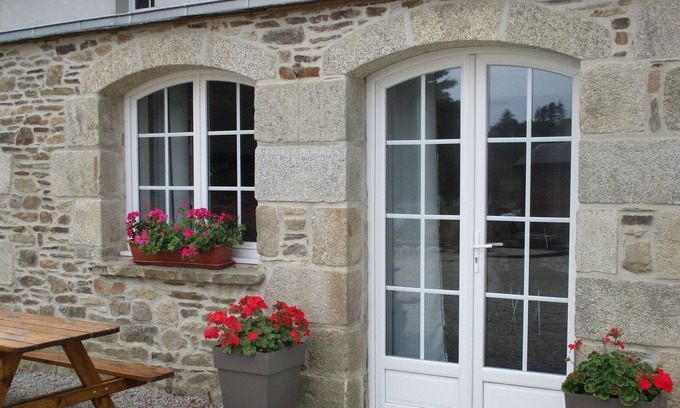 Garlan Casa | Cottage 'Penty's Molène 2' with Shared Terrace