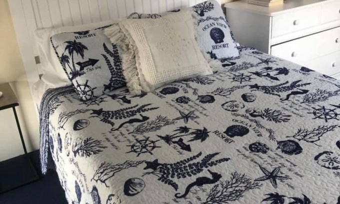 Eastward Look Cabaña | Cottage right on WHB!