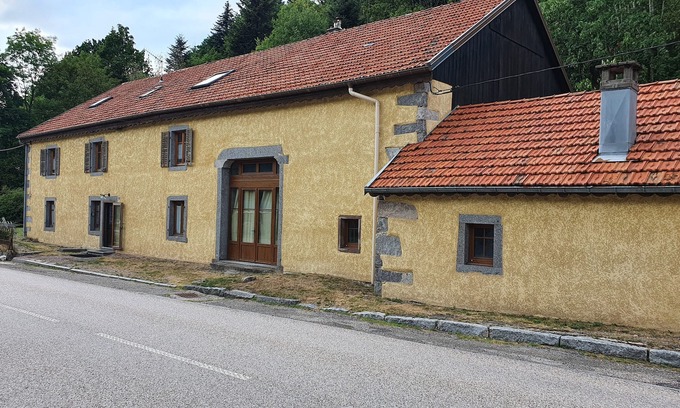Rochesson Cabina | Cottage 'Rochesson - Grand Gite 27 Pers' with Mountain View, Private Terrace and Wi-Fi