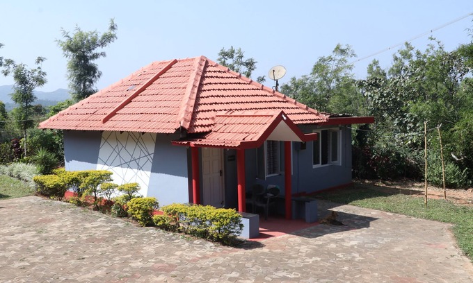 Madikeri Cabaña | Cottage stay on a hill, Nature stay, Mountains calling!!