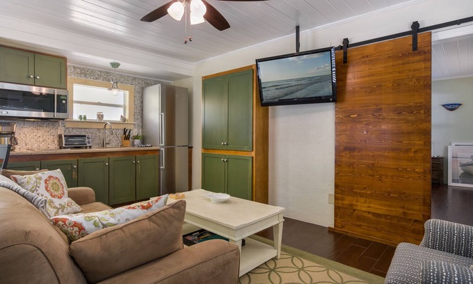 Sunset Beach Cabaña | Cottage @ Sunset Beach | Pasos a la playa, kayak / bicicletas