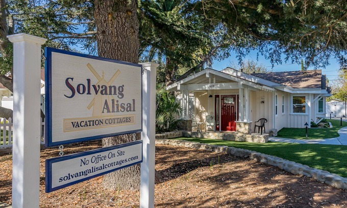 Solvang Cabaña | Cottage Violet # 3 (aprobado por la ADA para discapacitados)