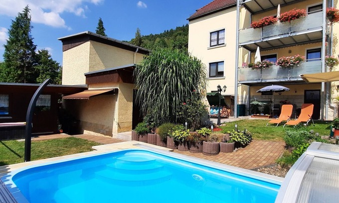 Rathmannsdorf Casa | Casa rural con uso de jardín y piscina.
