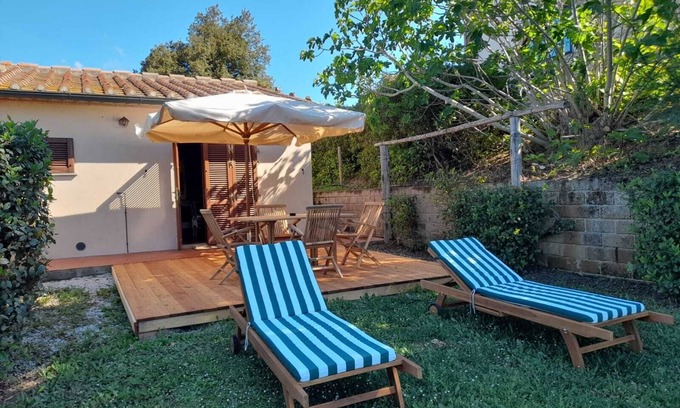 Sassetta Apartamento | Cottage with Garden Verde
