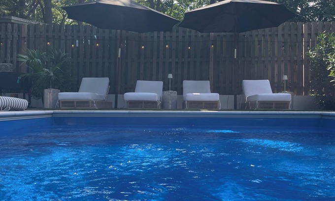 Dodds Addition Cabaña | cottage with pool and hot tub in Dewey-inquire about long-term off-season rental