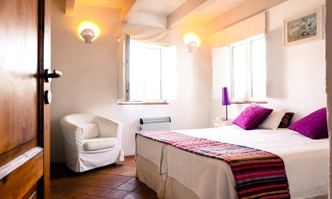 Quelfes Cabaña | Casa rural familiar de 2 dormitorios con piscina