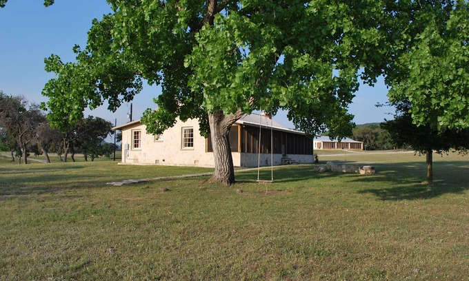 Pipe Creek Casa | Cottonwood Lodge en Rancho Madrono