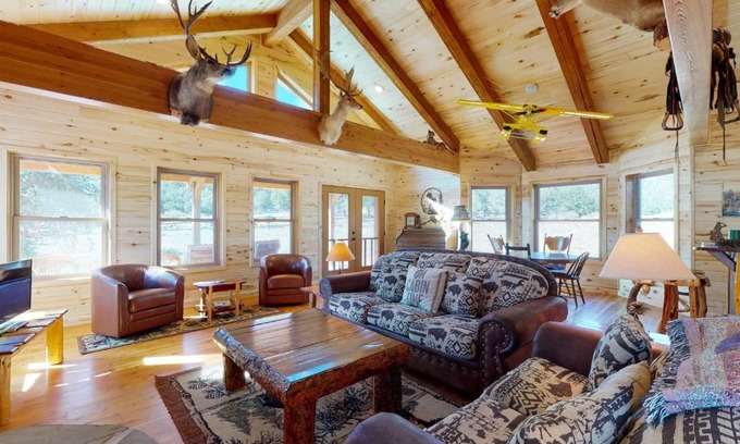 South Fork Casa | Cougar Canyon Main and Bunk