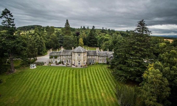 Contin Casa | Coul House Hotel