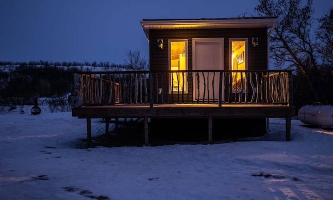 Swift Current Casa | Coulee Creek Cabin