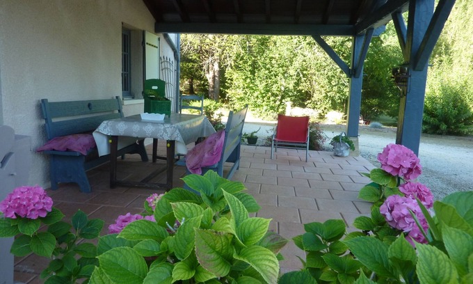 Sainte-Alvere Apartamento | Country studio