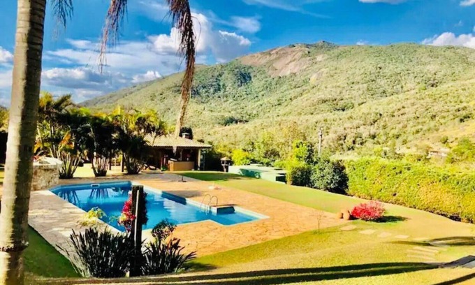 Atibaia Cabaña | COUNTRY HOUSE WITH A VIEW OF PEDRA GRANDE