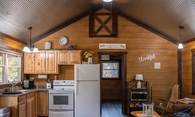 Peebles Casa | Country Cabin | 3 Bed, 1 Bath