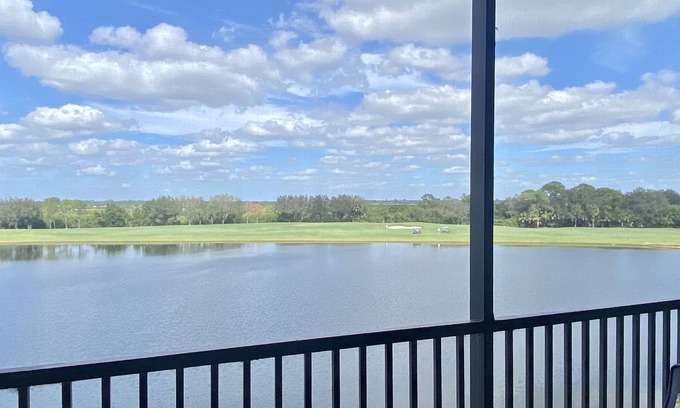 Bradenton Condominio | Country club life style! River Strand Golf and Country Club