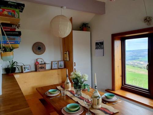 Todmorden Casa | Country cottage with panoramic views