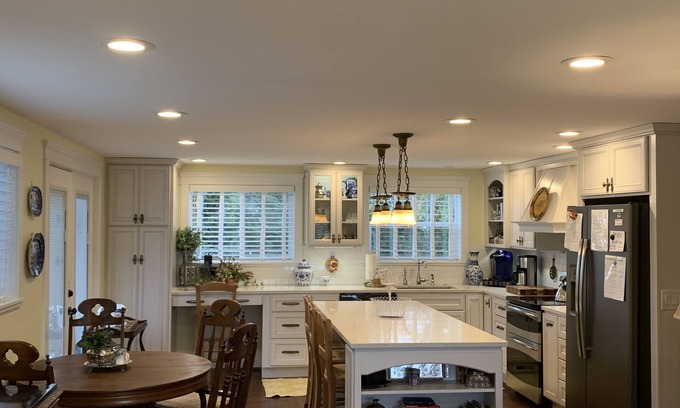 Saginaw Casa | Country Home with amazing linens, 5 Star Reviews & low Fees