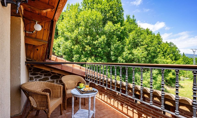 Ontaneda Casa | Casa rural 'Casa El Campano' con vistas a la montaña, terraza privada y Wi-Fi