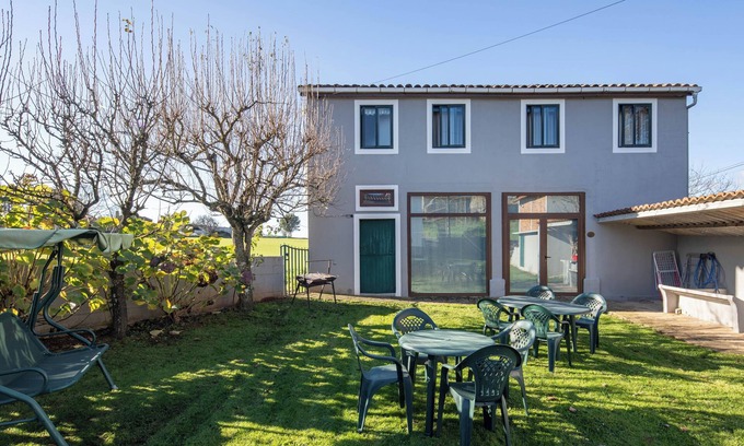 Catasol Casa | Casa rural 'Apartamento La Calleja' con terraza compartida, jardín compartido y Wi-Fi