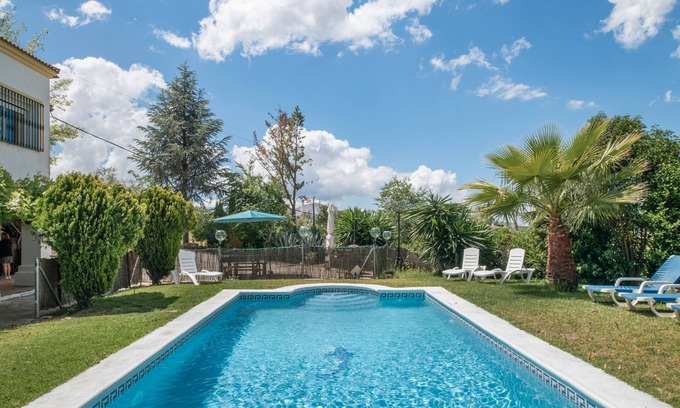 Arriate Casa | Casa rural 'Cantarrana' con vistas a la montaña, Wi-Fi y aire acondicionado