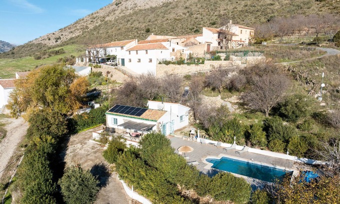 Periana Villa | Casa rural 'Carrion' con vistas al mar, Wi-Fi y aire acondicionado