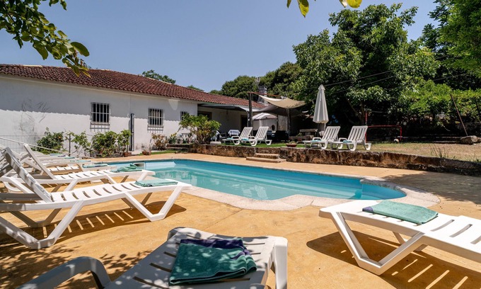 Cossourado Villa | Casa rural 'Casa Da Quinta' con vistas a la montaña, piscina privada y Wi-Fi