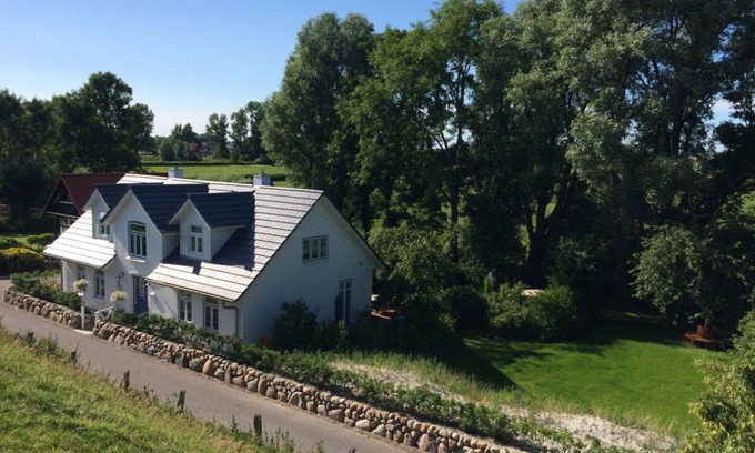 Toenning Apartamento | Casa de campo Deichgraf