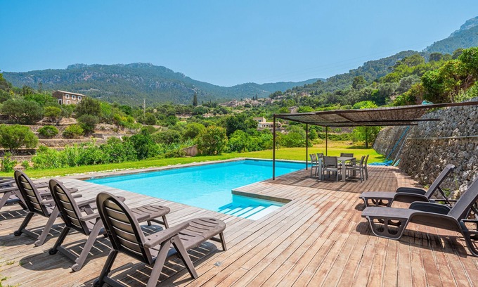 Estellencs Villa | Casa de campo 'Es Port Estellencs' cerca de la playa con vistas al mar, piscina y Wi-Fi