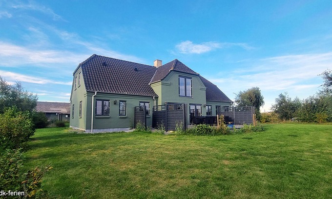 Logstor Casa | Country house for up to 18 people, also suitable for people with disabilities