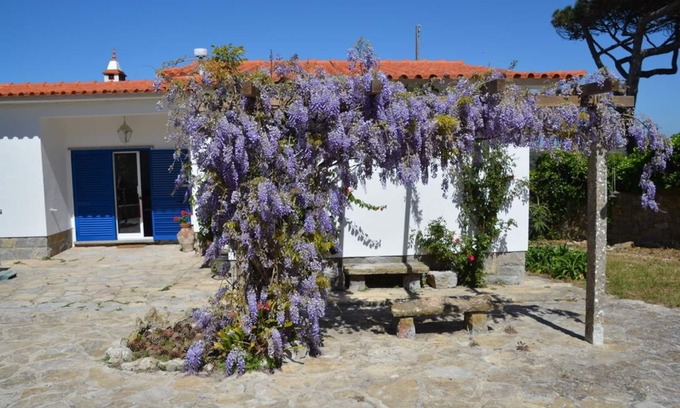 Fontanelas Cabaña | Casa de campo en un jardín mágico cerca de la playa.