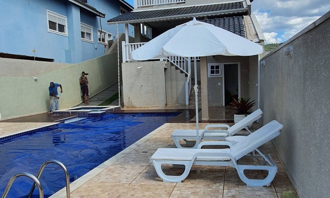 Jardim Brisa Cabaña | Casa de Campo en Atibaia, Piscina Caliente, SPA, Mini Campo, 16 personas o +