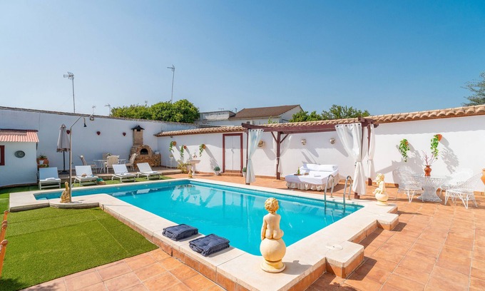 Penaflor Casa | Casa rural 'Los Mellizos' con piscina privada, Wi-Fi y aire acondicionado